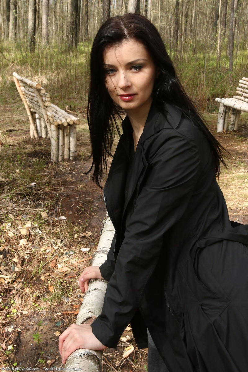 allover30.com   helena black Helena Strips Outdoors at AllOver30 Free